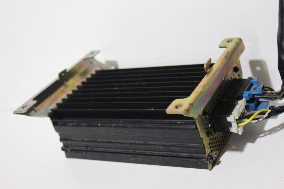 2003-2005 Nissan Altima Bose Audio Amp Amplifier 03 04 05 2003-2005 Nissan Altima Bose Audio Amp Amplifier 03 04 05