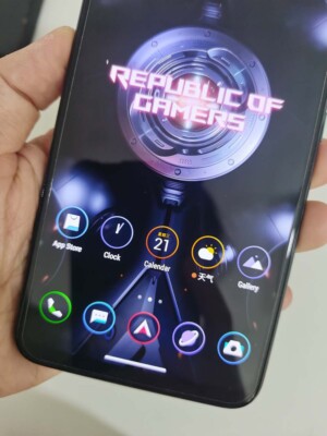 ASUS ROG Phone 5 - 256 GB - Phantom Black (Unlocked) for sale