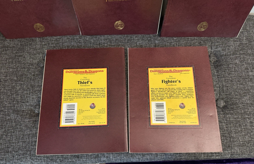Menge 5 Advanced Dungeons & Dragons Spielerhandbuch Diebeskämpferbarden - Bild 4 von 6