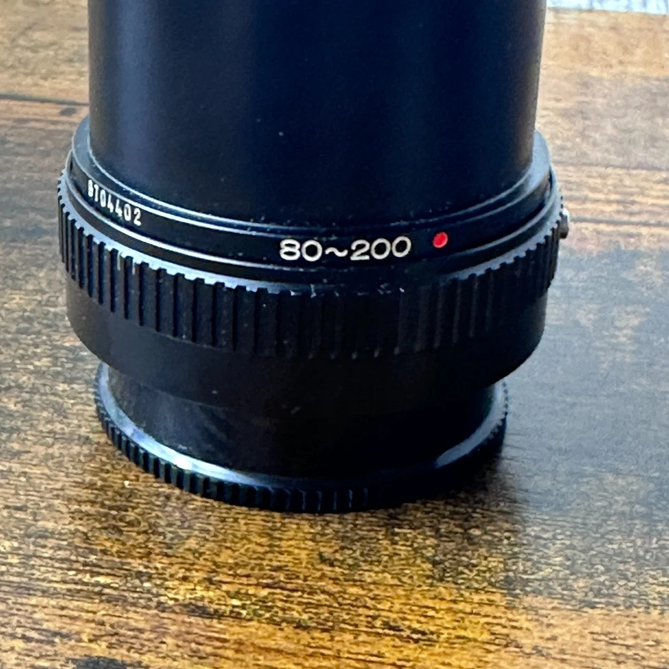 LENTE KONICA UC | ZOOM HEXANON AR 80-200mm F4 | Colección serie UC rara Foto 3 de 4
