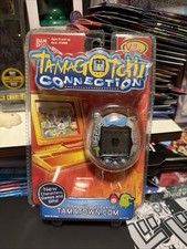 Tamagotchi Connection V4 Bandai Wiz 2004 Graffiti Red Gray Bad New Sealed Rare