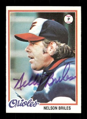 1978 Topps  #717 Nelson Briles  signed autograph clean purple sharpie EAA1 bxcp7