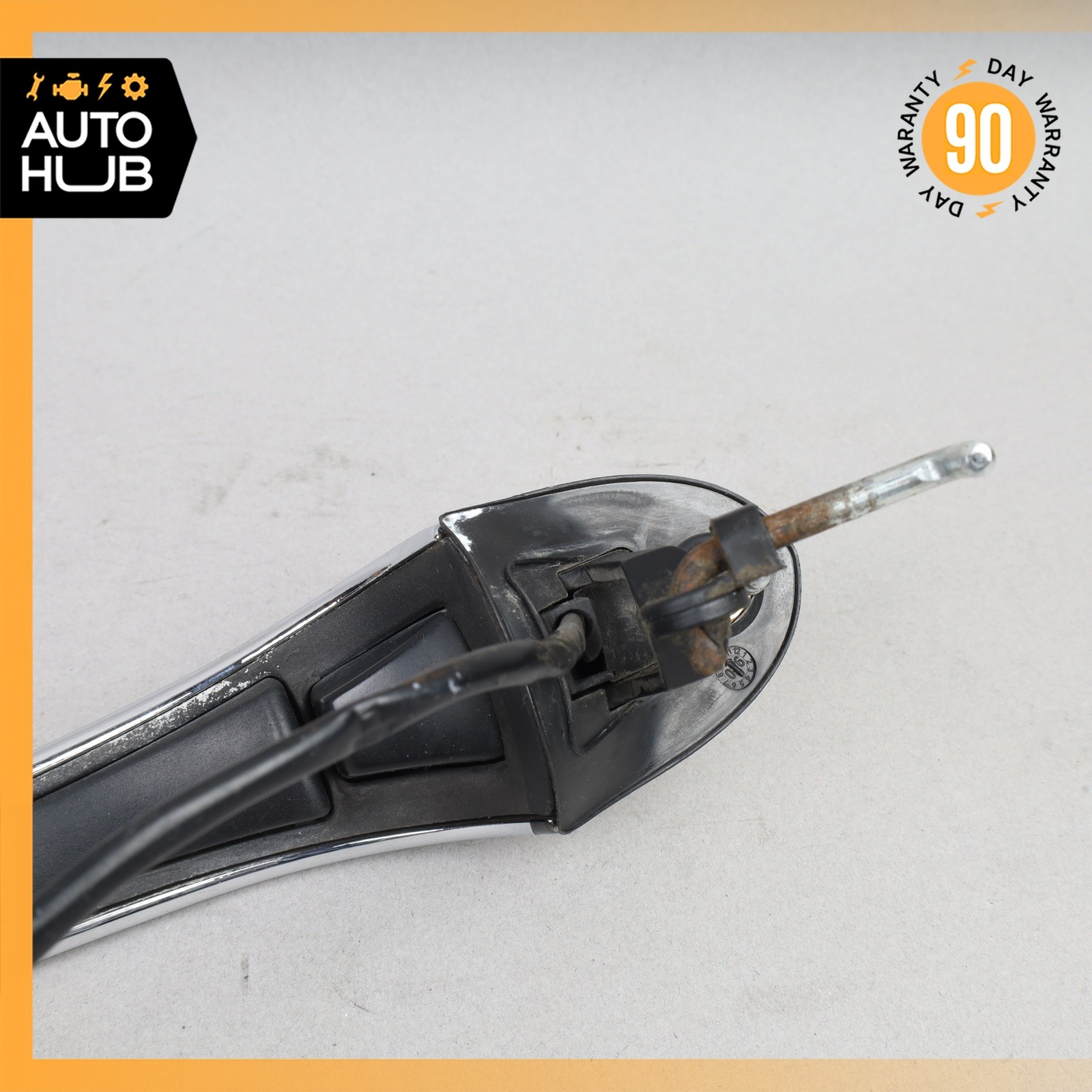 08-19 Maserati GranTurismo M145 Front Right Passenger Side Door Handle OEM