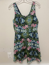 Forever 21 Floral Dress Sleeveless Scoop Neck , V Back,   Size Small