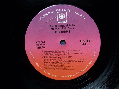 The Kinks...Vol 2...PYE Records Compilation....Rock LP 1976 - Picture 3 of 4