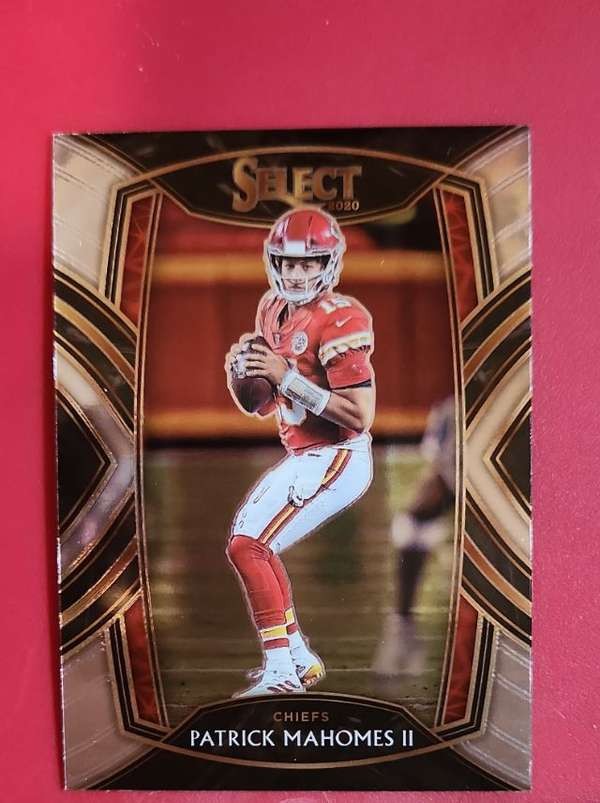 2020 Panini Select - Red Prizm Die Cut #202 Patrick Mahomes II