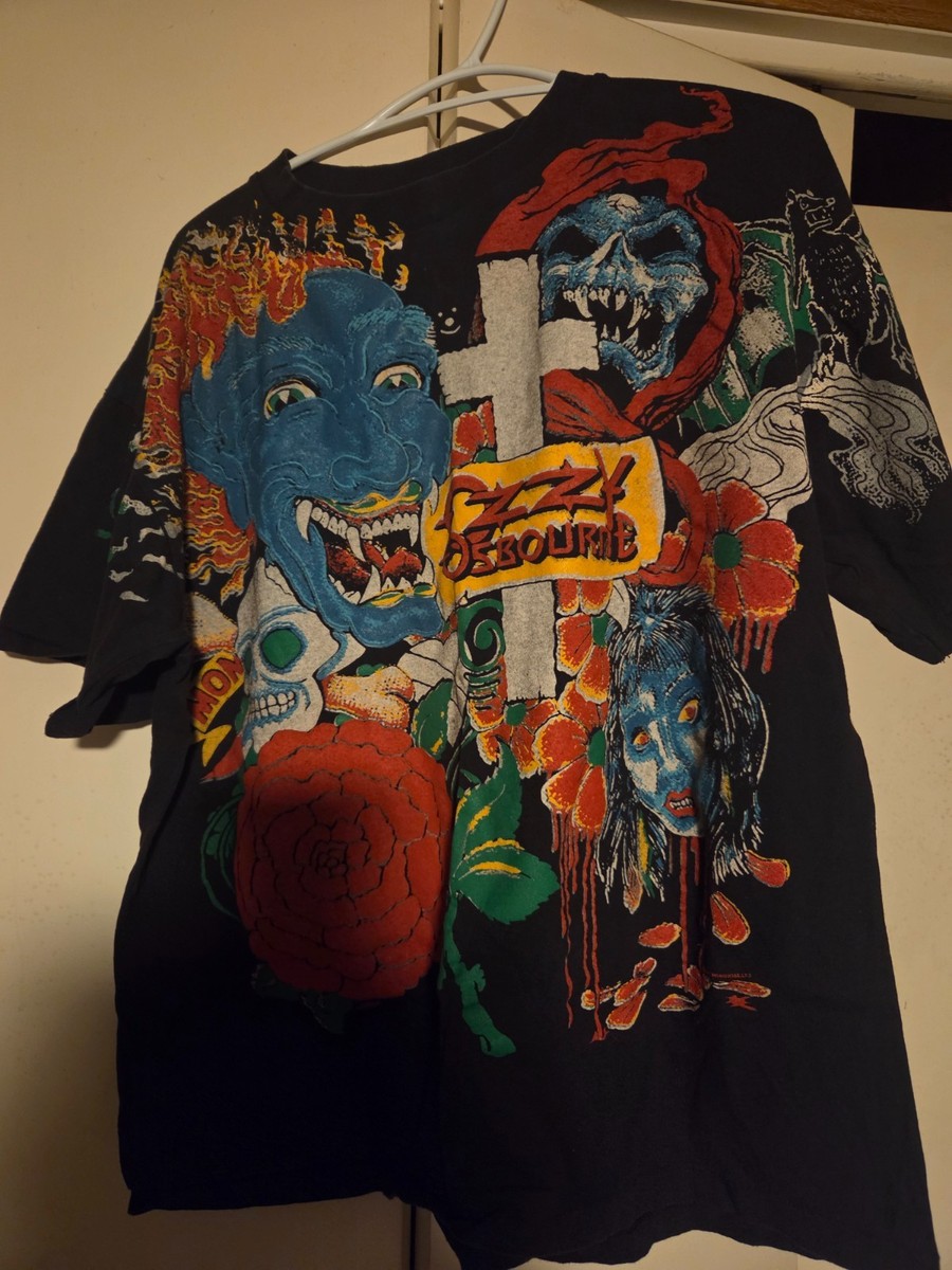 トップス Ozzy osbourne TATTO 1992 Vintage Ozzy Osbourne Tattoos All Over Print Concert T Shirt