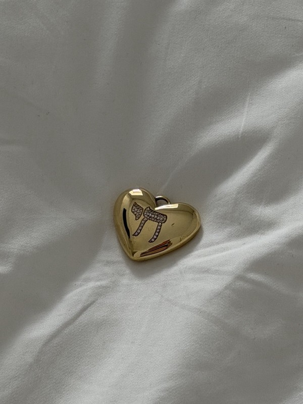 33mm Gold Plated Sterling Silver Chai Judaica CZ Hand Set Heart Pendant 21g