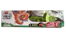 Nwt ZURU Robo Alive Frilled Neck Lizard has a little box damage