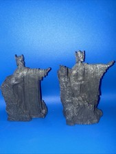 Weta Sideshow Lord Of The Rings Dvd Fellowship 6” Argonath Statue Bookends