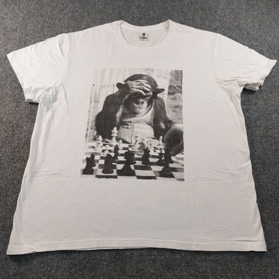 Chimpanzee Monkey Playing Chess T Shirt Mens 2XL Fits Like XL White Funny Tee