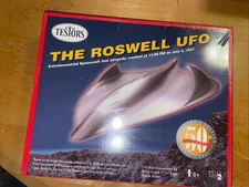 Sealed TESTORS The ROSWELL UFO 50th Anniversary 1/48 Scale BRAND NEW - Kit