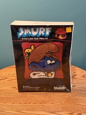New Old Stock VTG WONDER ARR SMURF 15  Latch Hook Pillow KIT-KING SMURF 4951