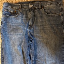 Lucky Brand 410 Jeans Mens 36x30 Blue Athletic Straight Denim Medium Wash