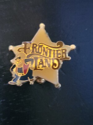 Vintage Disney Pete Pin Frontier Land Disneyland Collector Star Badge Brooch