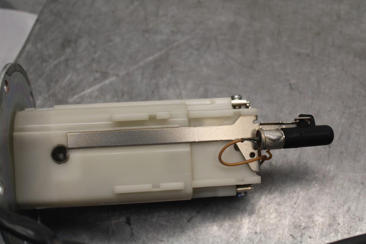 nabex6042です。 09-12 KAWASAKI NINJA ZX6R FUEL PUMP GAS PETROL SENDER UNIT