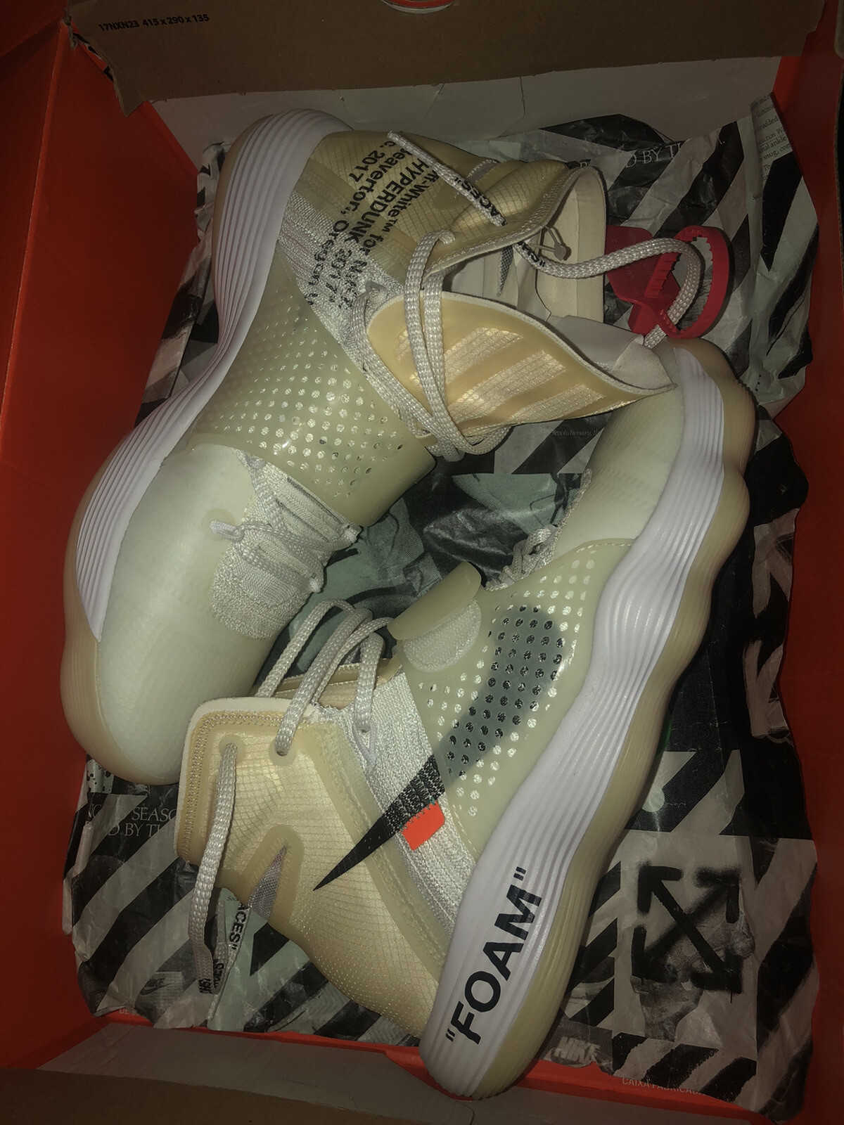 white hyperdunk 2017