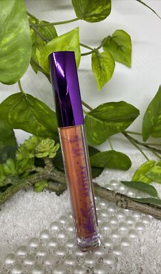 essence Beauty Benzz everyday is a MYSTERY Plumping Lipgloss 02 3,8ml *neu*