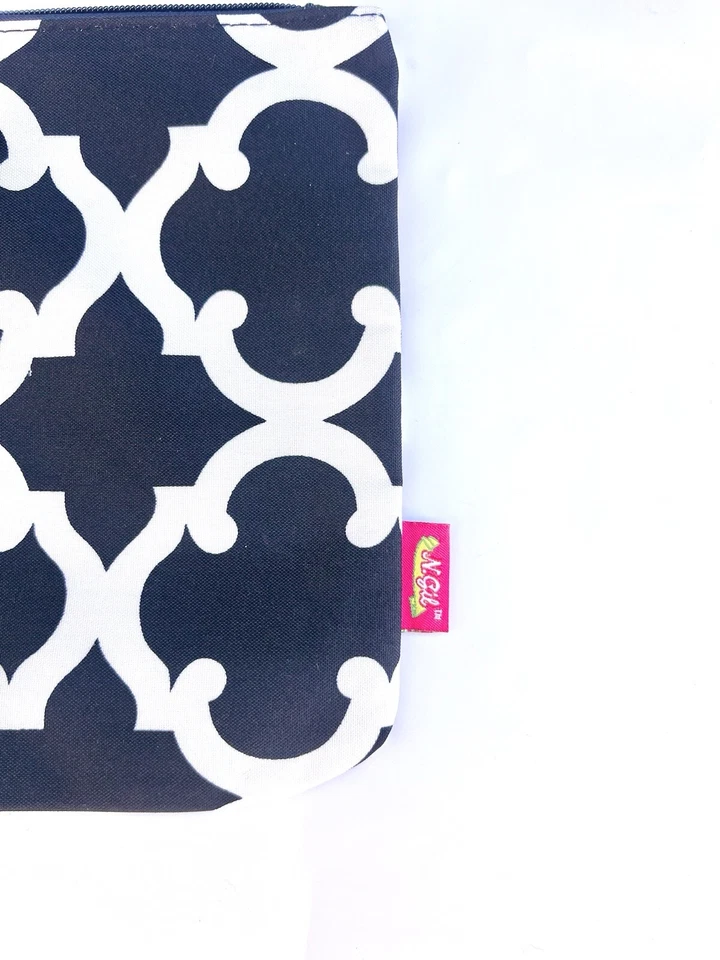 Bolso N.GIL Maquillaje Cosmético Blanco y Negro NGIL NUEVO CON ETIQUETAS Foto 2 de 4