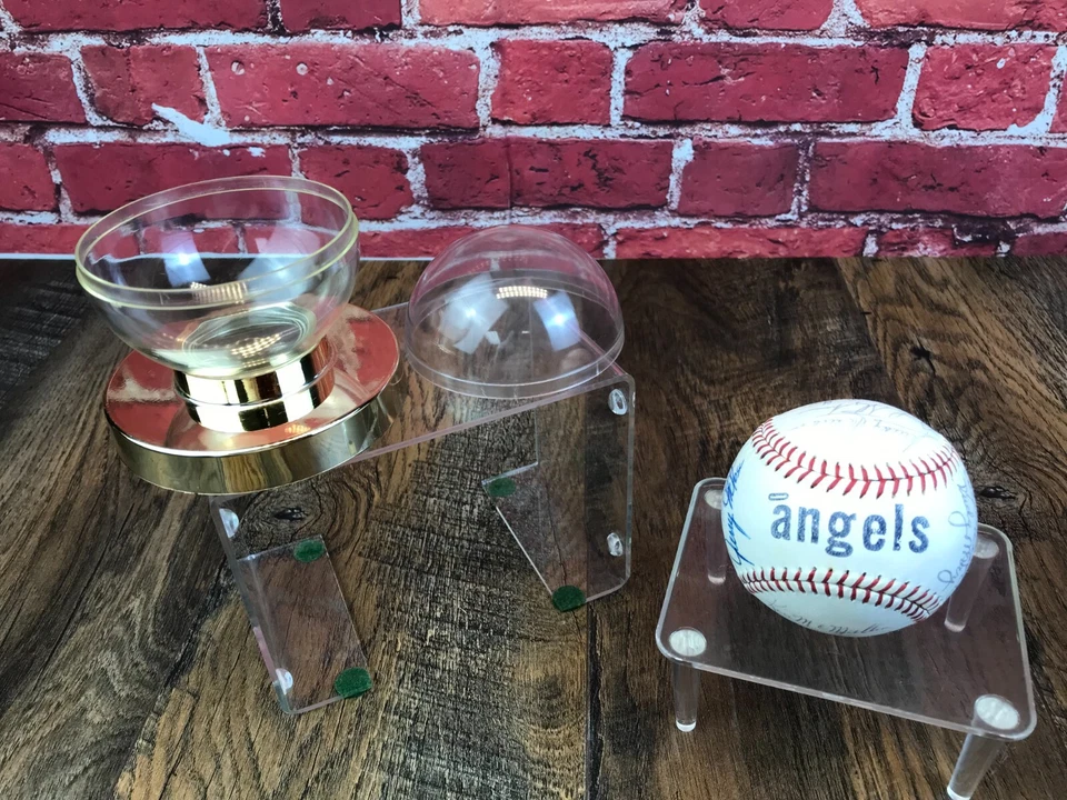 Rare 1971 CALIFORNIA ANGELS SIGNED BALL TEAM MLB BASEBALL 21 SIGNATURES w/ Case - Image 2 of 4