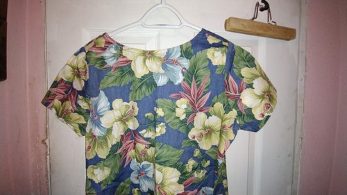 Reyn Spooner Classic Car Hollywood Novelty Printed Vacation Midi Dress - Picture 4 of 4