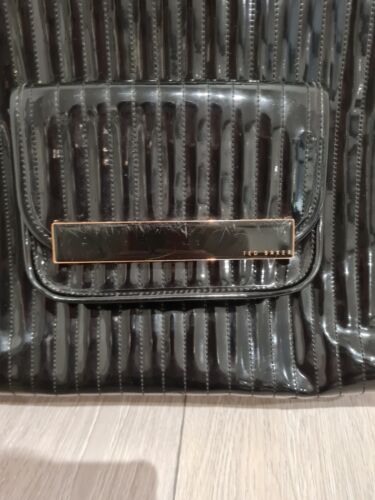 Ted Baker Lined Deep Messenger Bag Black - Picture 6 of 12