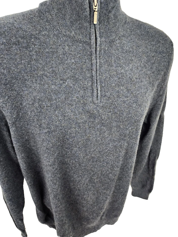 Bloomingdale's Men's 100% Cashmere Blue 1/2 Zip Sweater S / M - Image 4 of 4