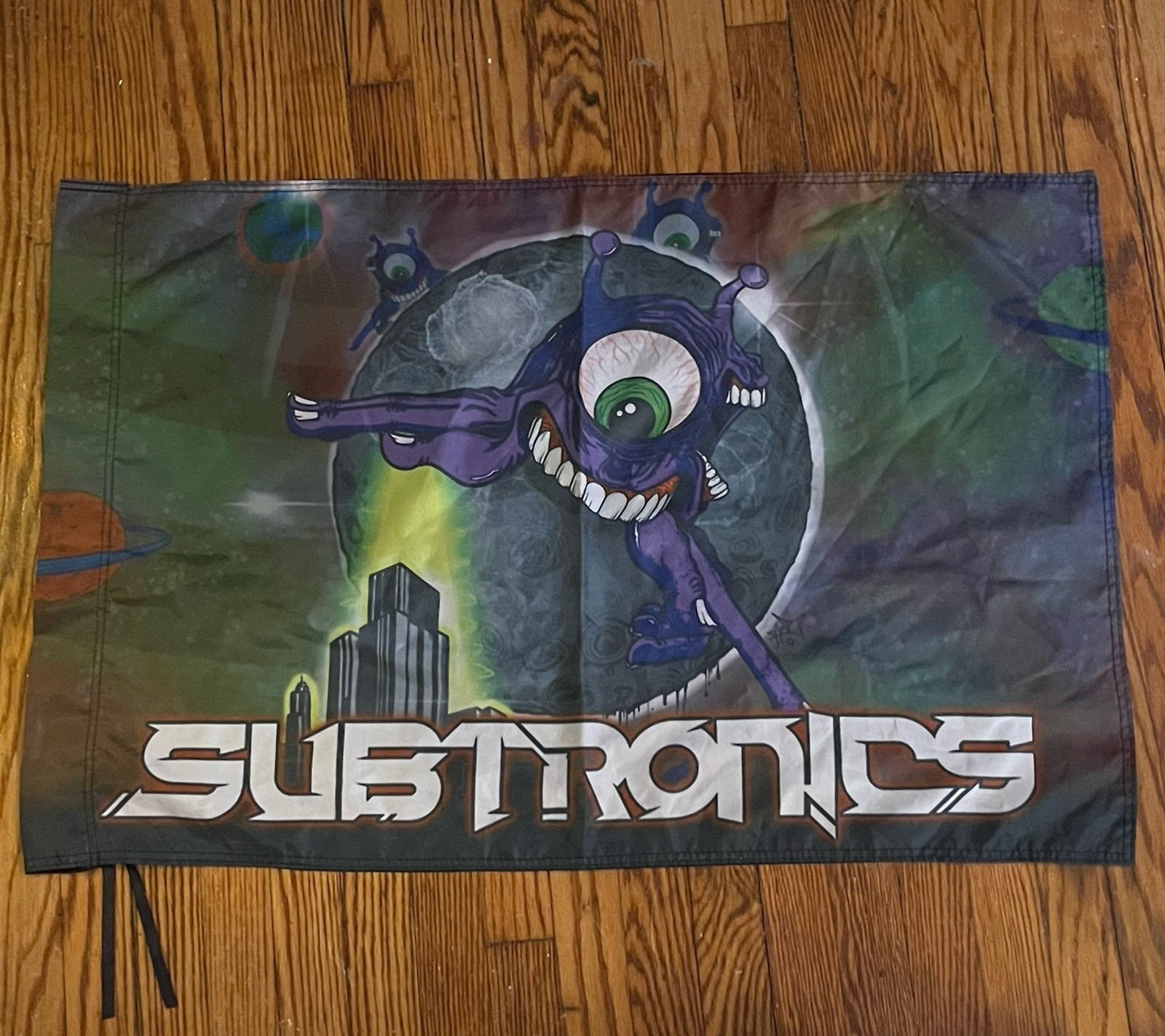 Cyclops Invasion Tour Flag