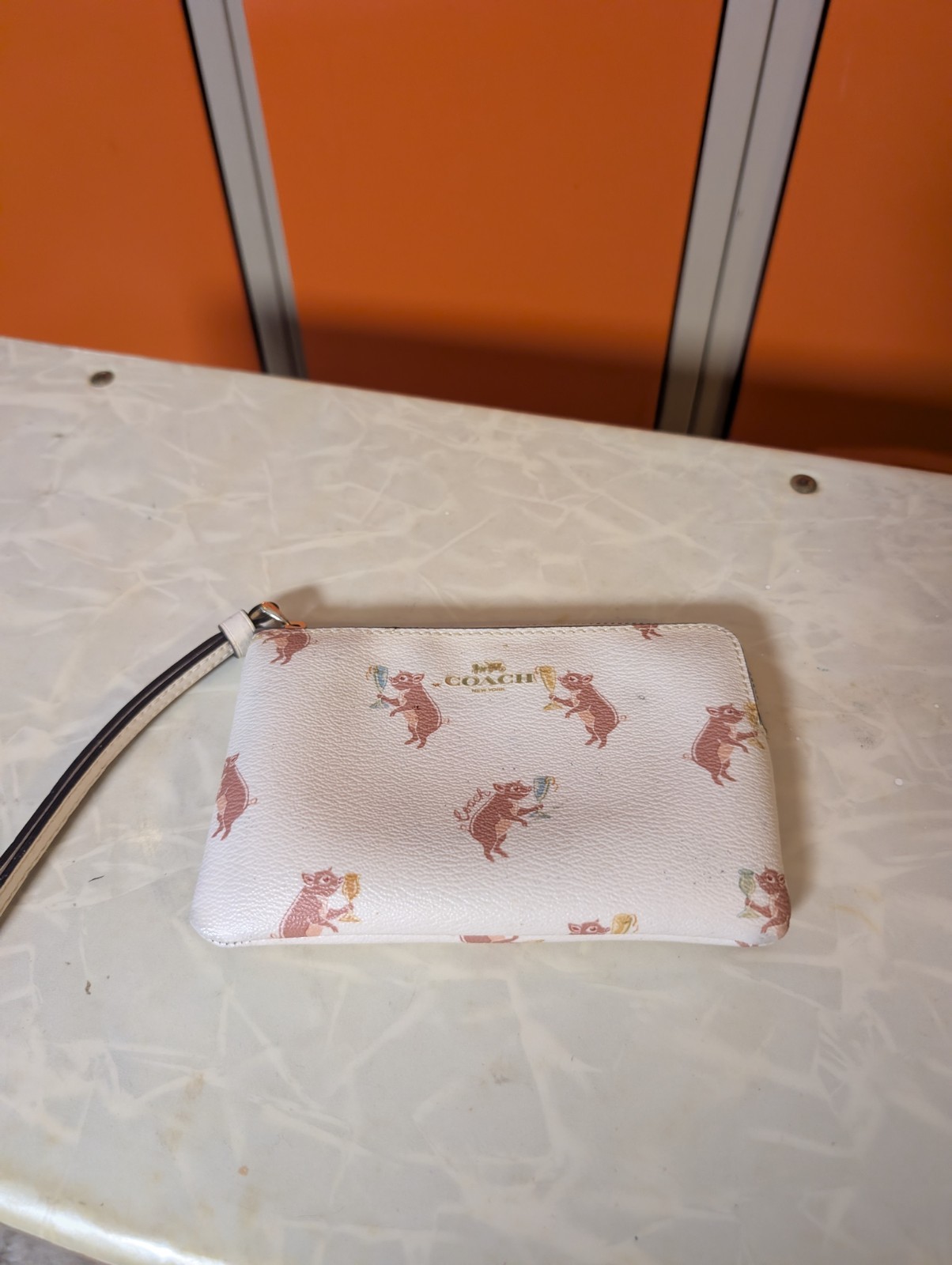 バッグ vintage coach coin purse pouch pig Coach Pig Party Wristlet Wallet Coin Purse - Gem