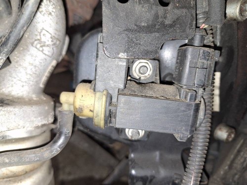 8k0906627 Umschaltventil Ventil (Druckwandler, Abgassteuerung)  A DE2361637-05