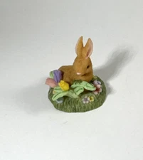 U3 bunny rabbit with tulips RUSS BERRIE vintage figurine Easter 13977