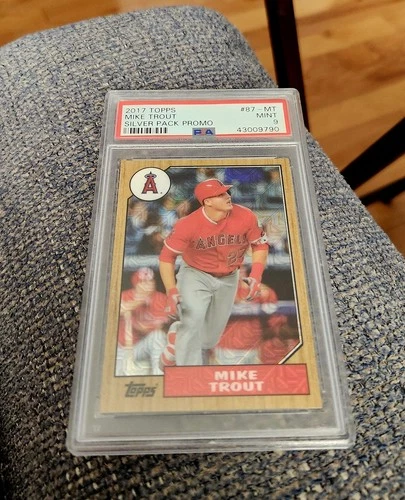 2017 Topps Baseball Mike Trout Silver Pack Promo #87-MT PSA 9 Los Angeles Angels