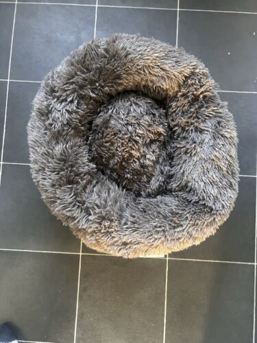 Luxury Small Brown Warm Fluffy Pet Bed Dog Puppy Kitten Fur Donut Cushion 50cm - Picture 4 of 4