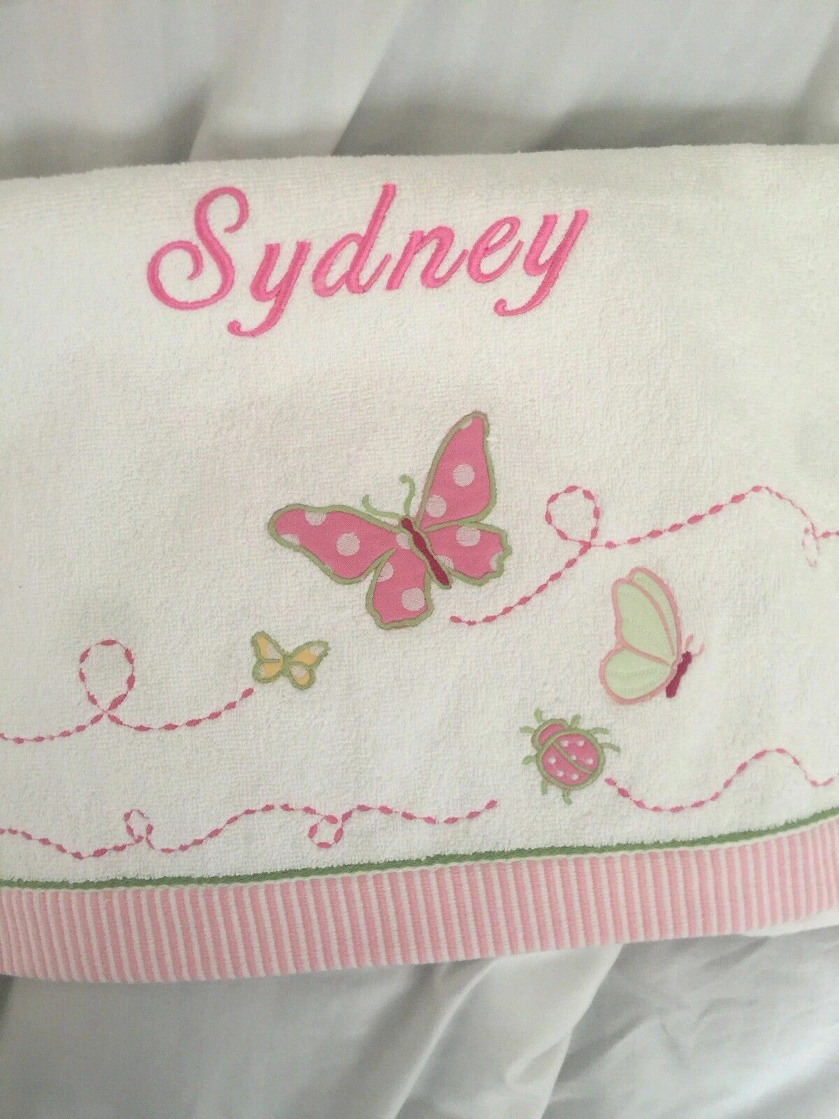 Pottery Barn Kids Pink Garden Butterfly Critter Appliqué Towel NLA NWOT