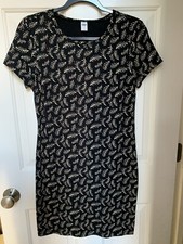 Old Navy Women’s Dress. 93% Cotton, 7% Spandex. Size M.