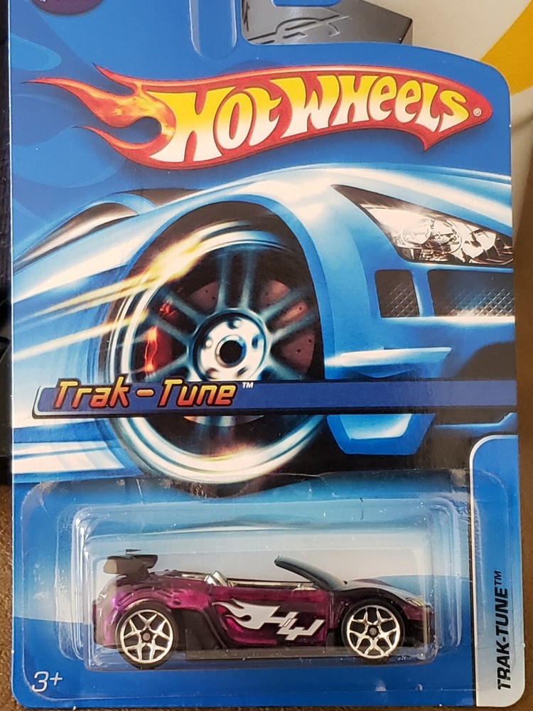 Hot Wheels 2006 Trak-Tune #143 Purple