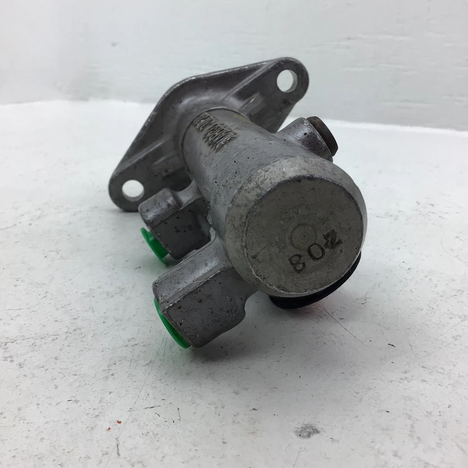 CILINDRO MAESTRO FRENO CARDONE 10-1981 1985 1986 1987 1988 1989 1990 Dodge COLT Foto 4 de 4