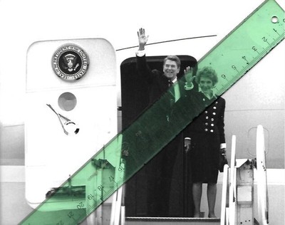Foto RONALD REAGAN - Pressefoto Vintage von 1987 - USA Präsident Schauspieler