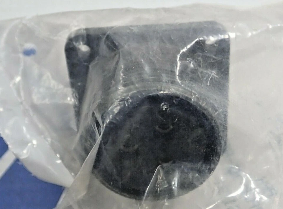 NEWARK ELEMENT MS3102A20-3S AMPHENOL 3 PIN NEW - Image 2 of 3