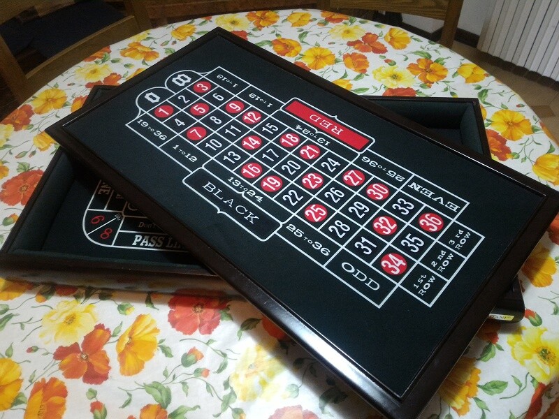 Set nuovo in legno Poker Roulette Black Jack Brandani dim 80x45 eBay