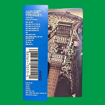 Joe Satriani - Flying In A Blue Dream (Cassette 1989