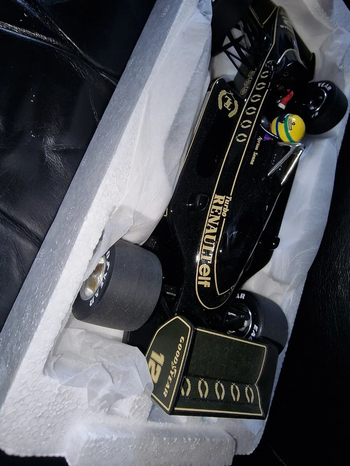 Minichamps 540 851812 Colección AYRTON SENNA Lotus Renault 97T 1985 Escala 1/18 Foto 4 de 4