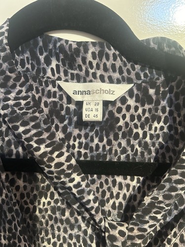 Anna Scholz Silk Shirt UK20 With Neck Tie Perfect Condition - Picture 4 of 6
