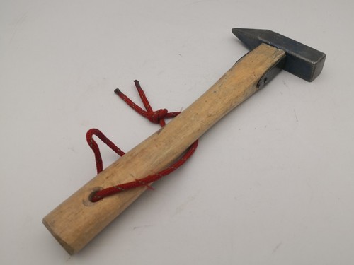Vintage Climbing Stubai Austria Mountain Rock Hammer Escalade Marteau Martello - Picture 5 of 7