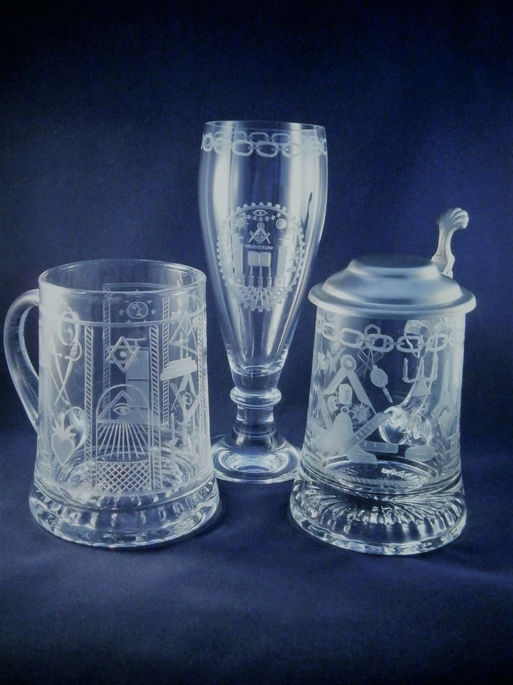Logen-Glas Biergläser m. Freimauer-Motiv freemason glass - Bild 1 von 1