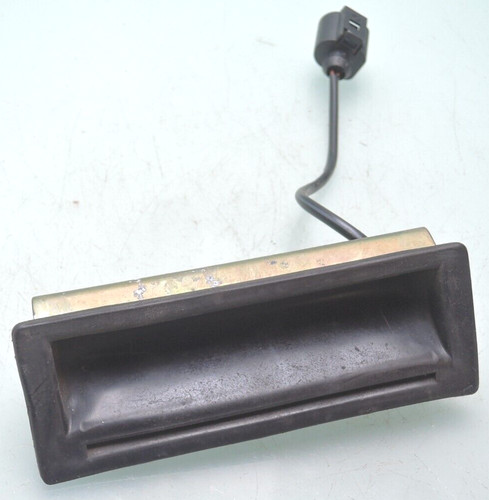 VW BORA Limo / TASTER ÖFFNER HECKKLAPPE KOFFERRAUMKLAPPE (XT28)