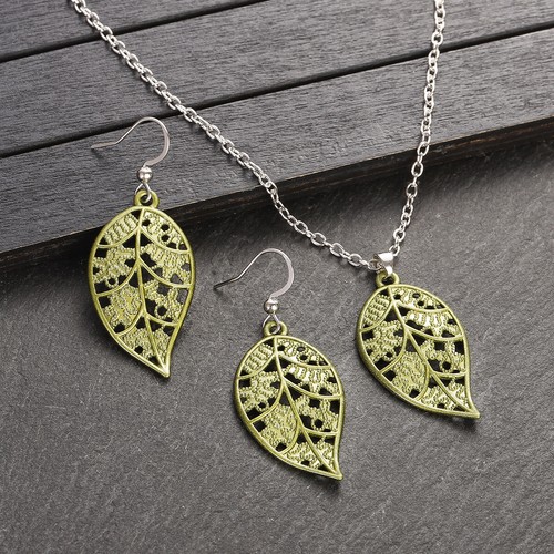 Vintage Metal Pendant Earrings Necklace Set Bohemian Hollow Leaf Pendant Jewelry - Picture 6 of 9