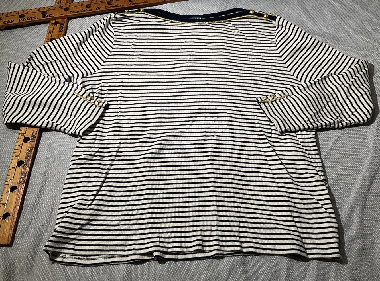 Picture 1 of 12