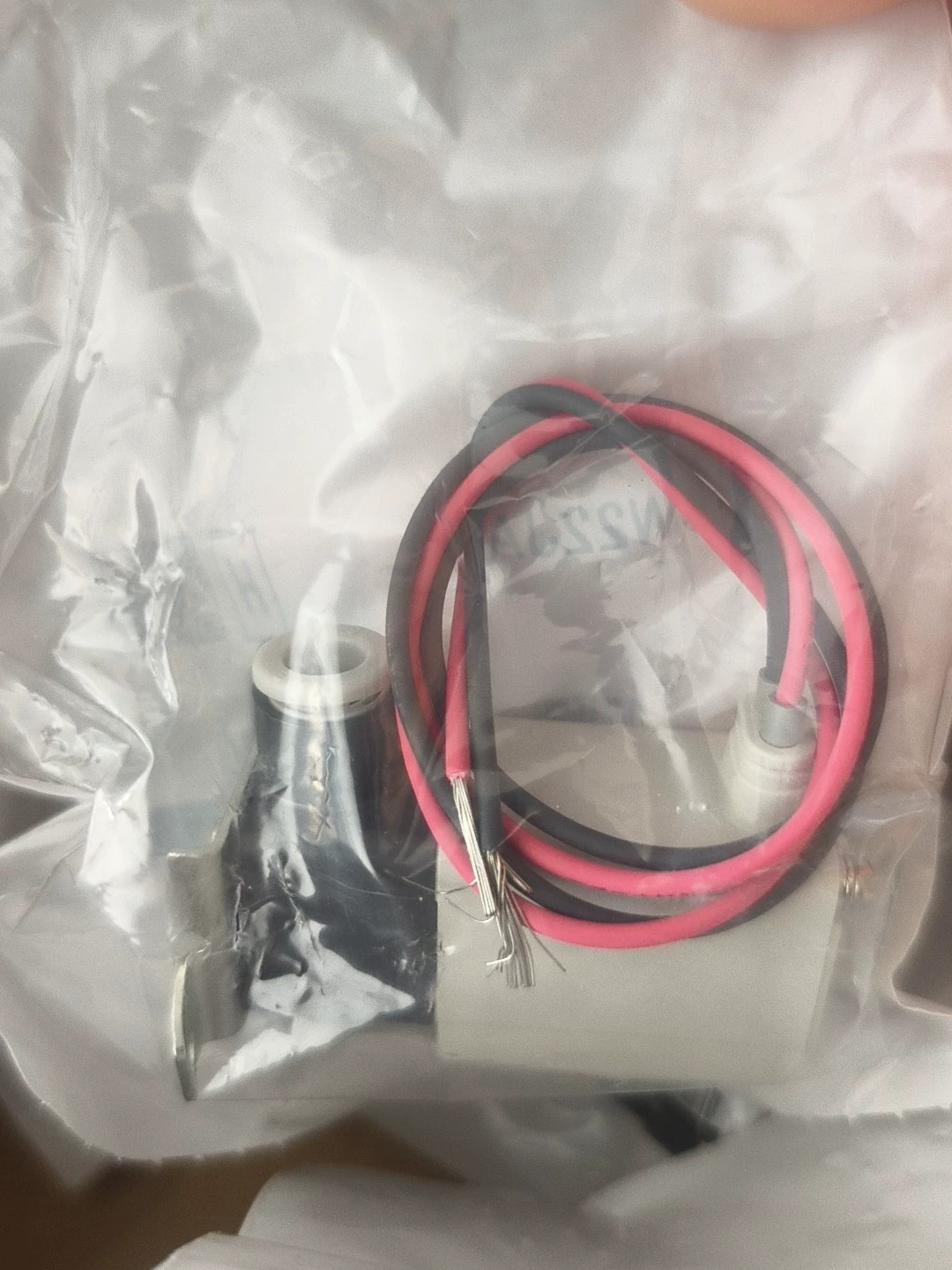 1pcs SMC VDW22JA Solenoid Valve 