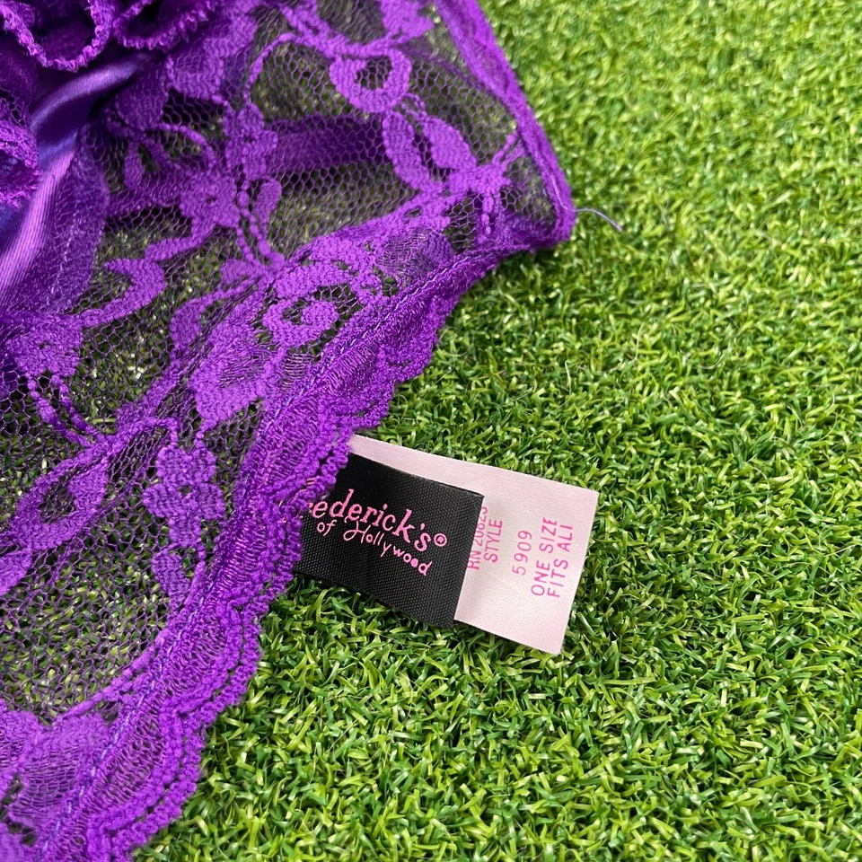 复古 Frederick's of Hollywood 紫色蕾丝内衣泰迪紧身衣,均码 — 第 2/3 张图片